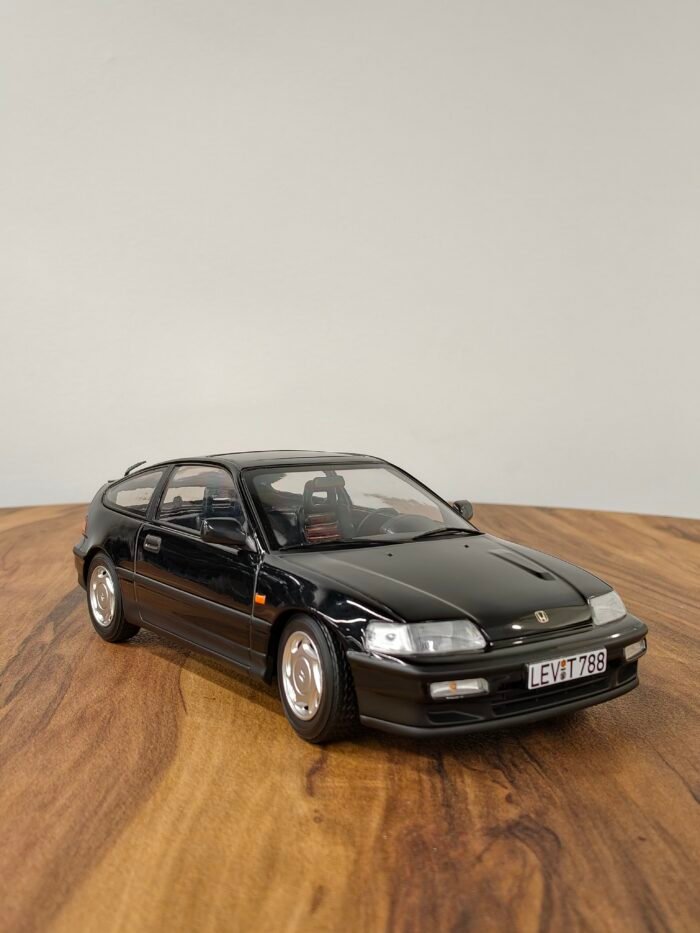 Honda CR-X1990 Black 1:18 - Image 3