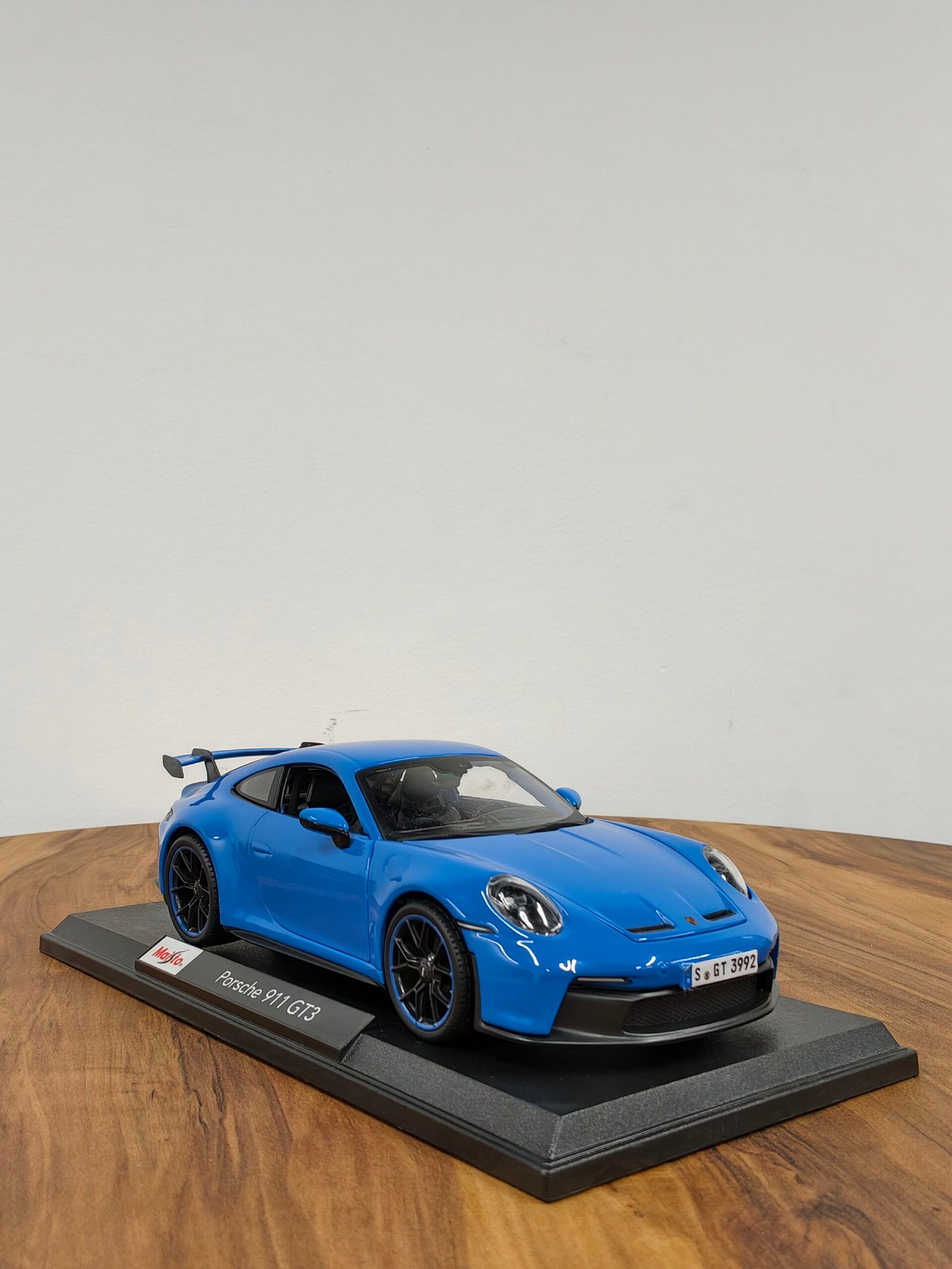 Porsche 911 Gt3 Special Edition 1:18 Blue - Image 2