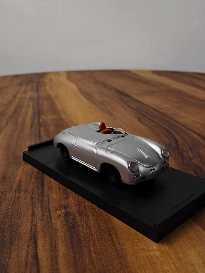 Porsche 356 Speedster Monza 1957 Silver 1:43 - Image 2