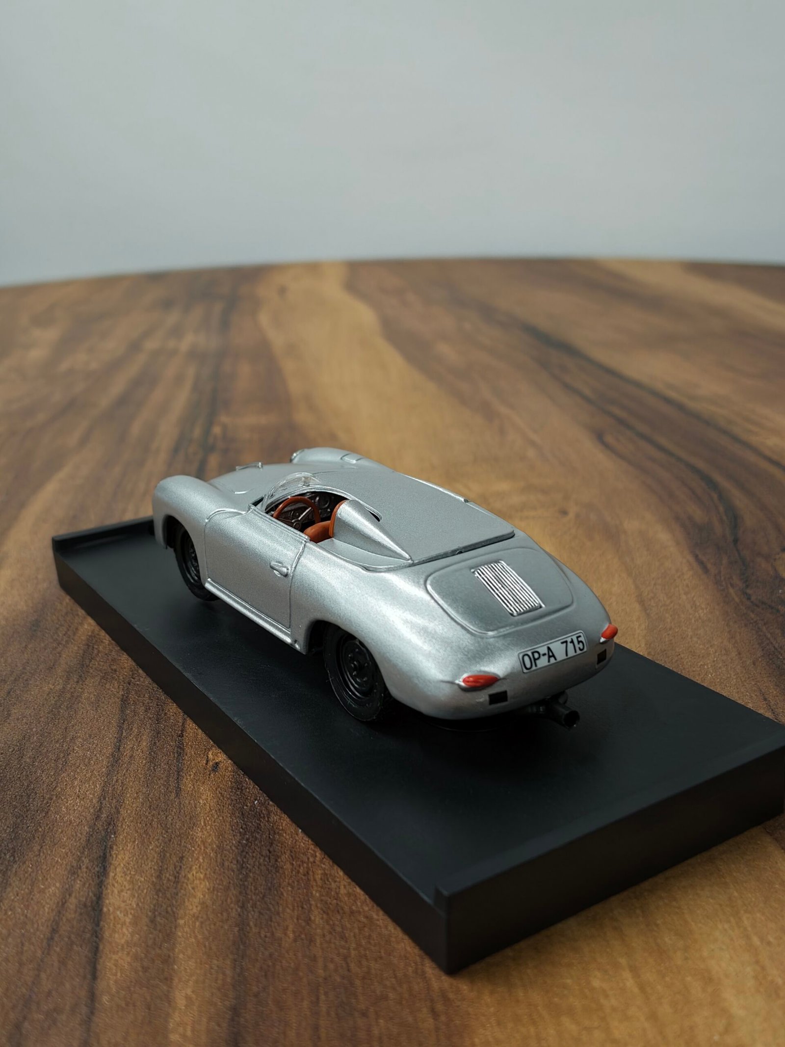 Porsche 356 Speedster Monza 1957 Silver 1:43 - Image 4