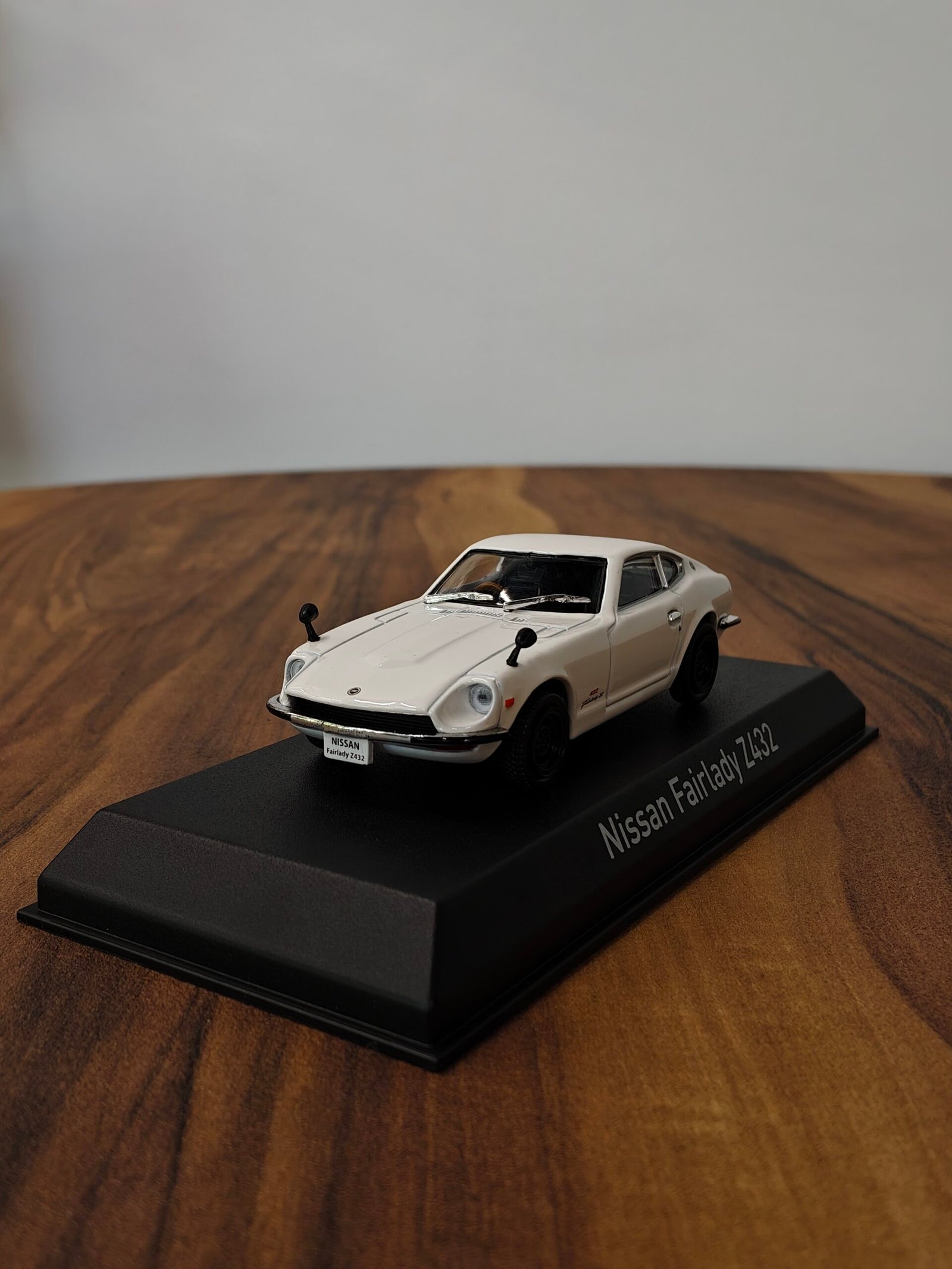 Nissan Fairlady Z432(White) 1:43