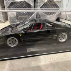 Ferrari F40 1987 Black 1:10