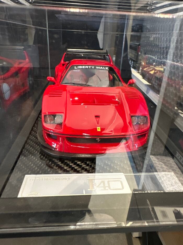 Ferrari Vip18040 F40 1:18 Red