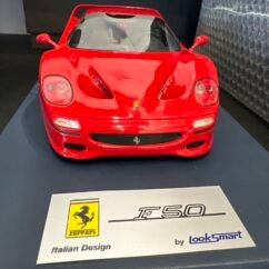 Ferrari F50 Italian design by looksmart 1:18 Red