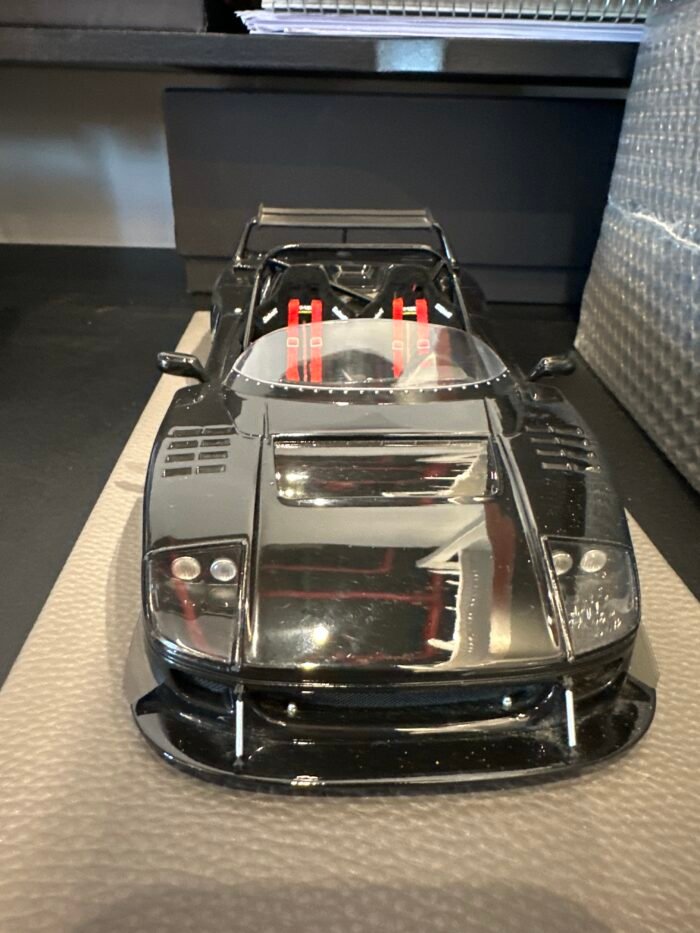 Ferrari F40 LM Beurlys Barchetta 1:18 Black