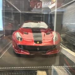 Ferrari F12 TDF Rosso Rubino Mica 1:18