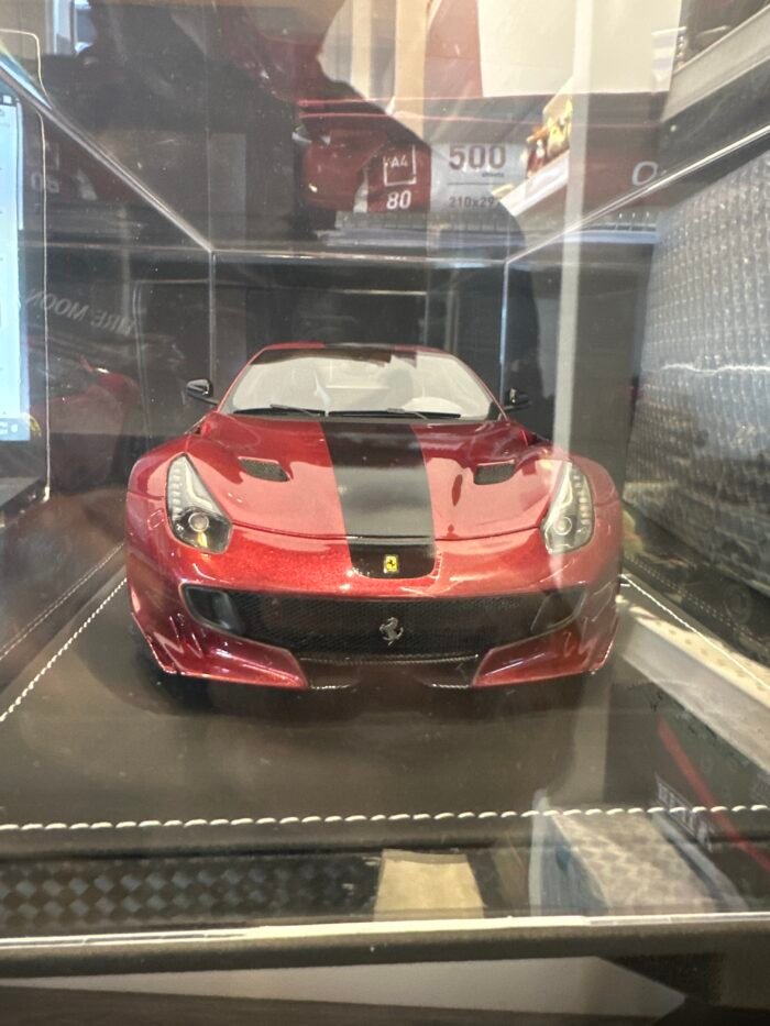 Ferrari F12 TDF Rosso Rubino Mica 1:18