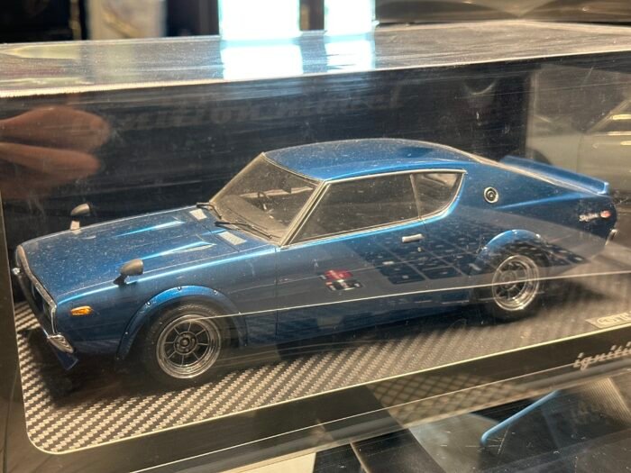 Nissan Skyline 2000 GT-R 1:18 Blue