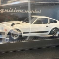 Nissan Fairlady Z 1:18 White