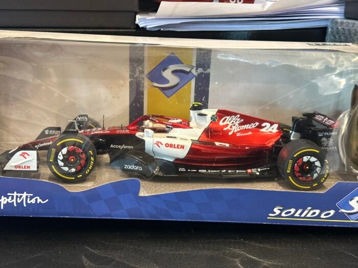 Alfa Romeo C42 Canada GP 1:18 Red