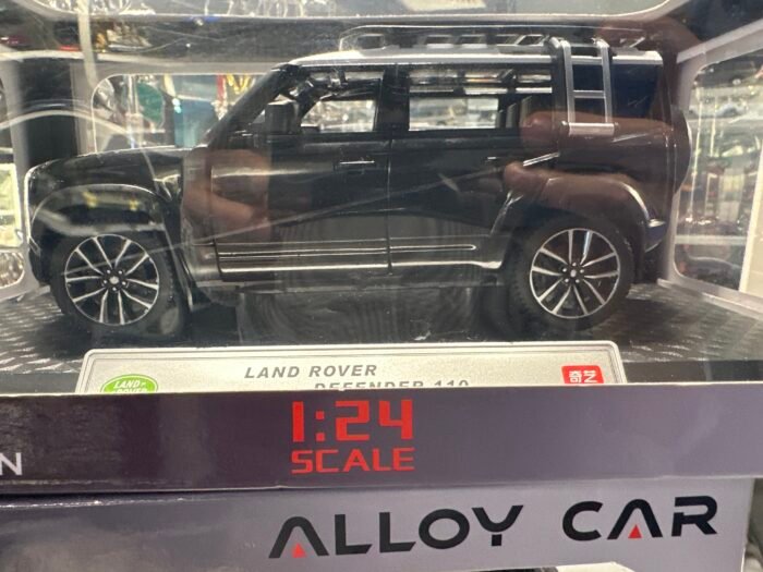 Range Rover Defender 110 Black 1:24