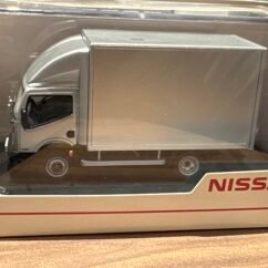 Truck Nissan Cabstar 1:43 Silver