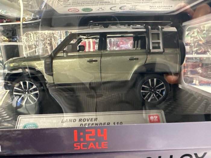 Range Rover Defender 110 Green 1:24