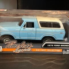 1978 Ford Bronco 1:24 Light Blue
