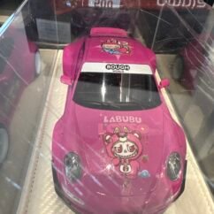 Porsche 911 RWB Rauh Welt (997) Labubu Rwb 1:18 Pink