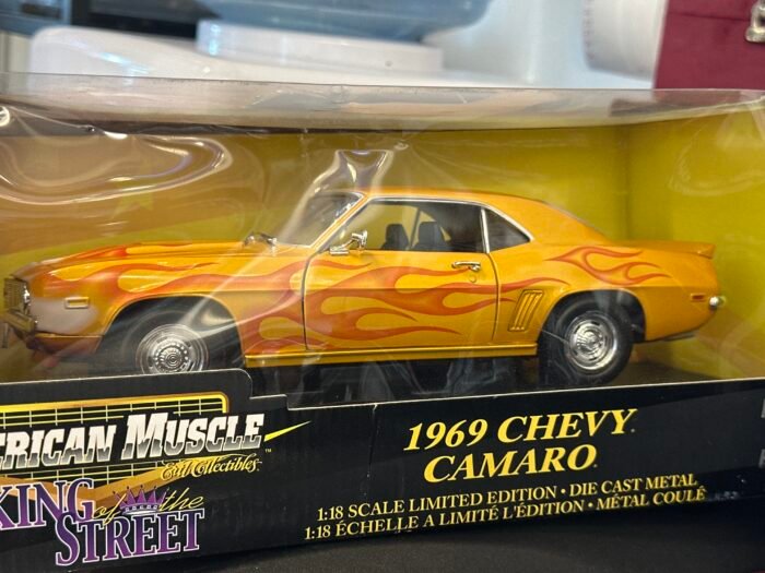 1969 Chevy Camaro 1:18 Orange
