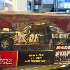 1966 Pontiac GTO Jerry Nadeau U.S ARMY 1:18 Black