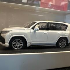 Lexus LX600 White 1:64