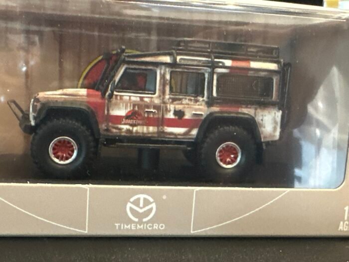 Limited Edition Land Rover Defender Jurassk Park Timemicro 1:64 White Dirty