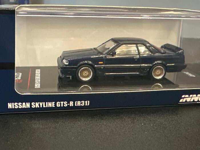 Nissan Skyline GT-S (R31) 1:64 Dark Blue