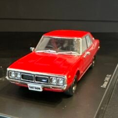Nissan Datsun 420k GL 1:43 Red