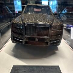 Rolls Royce Cullinan Louis Vuitton 1:18
