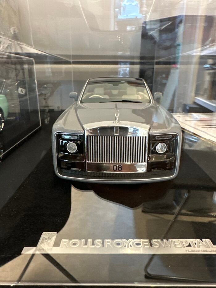 Rolls Royce Sweptail 1:18 Gray