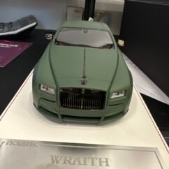 Rolls Royce Wraith DG180120G 1:18 Matt Green