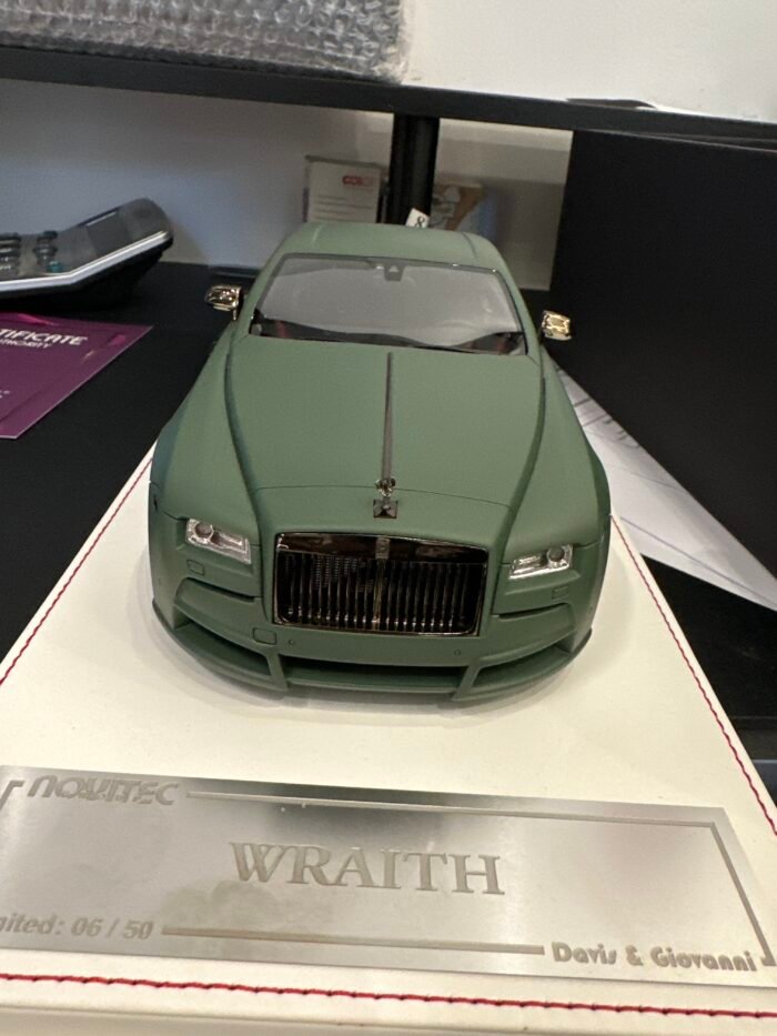 Rolls Royce Wraith DG180120G 1:18 Matt Green