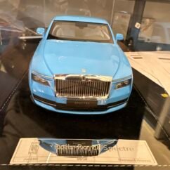 Rolls Royce Spectre 1:18 Blue