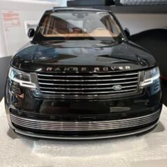 Range Rover 1:18 Black