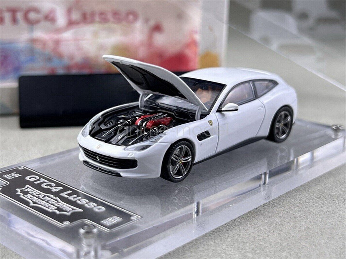 Ferrari GTC4 Lusso Phantom Knights (White) 1:64