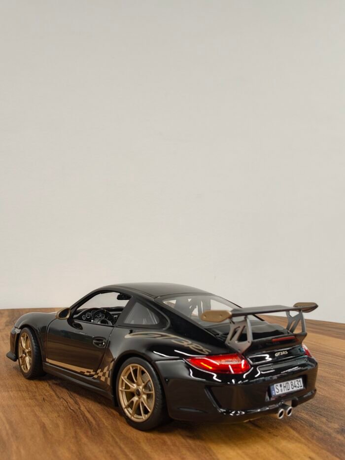 Porsche 911 GT3 RS 1:18 Black - Image 5