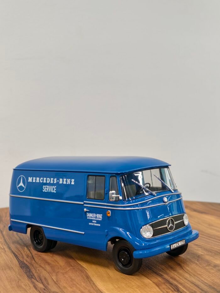 Mercedes Benz L319 (1960-1966) 1:18 - Image 2