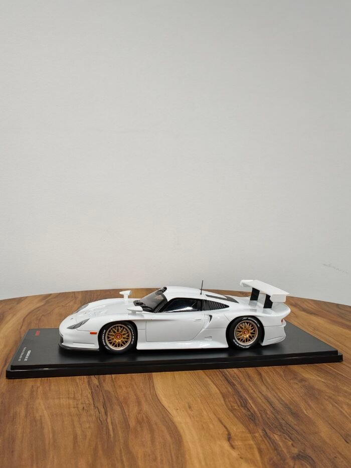 Porsche 911 Gt1  Plain body Edition 1997(White) 1:18 - Image 5