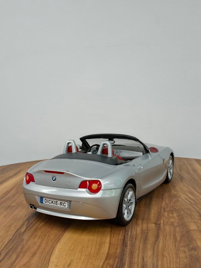 BMW Z4 1:12 - Image 5