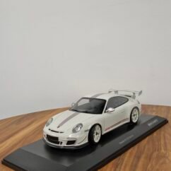 Porsche 911 GT3RS White 1:18