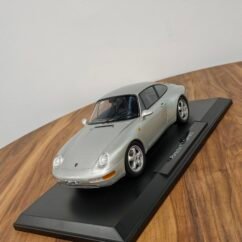 Porsche 911 Carrera 1993 Silver 1:18
