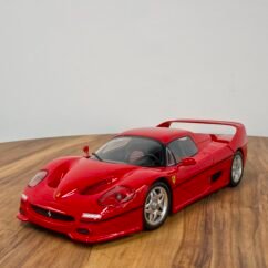 F50 Hardtop 1:18 Red