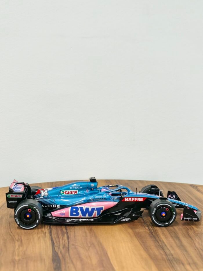 Alpine A522 Monaco GP 2022 1:18 Blue & Black - Image 2