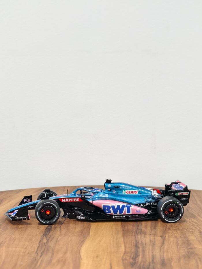 Alpine A522 Monaco GP 2022 1:18 Blue & Black - Image 3
