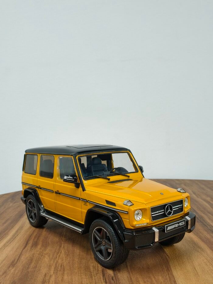 Mercedes-AMG G63 Yellow 1:18 - Image 4