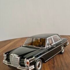 Mercedes 300SEL6.3/1972 Black 1:18