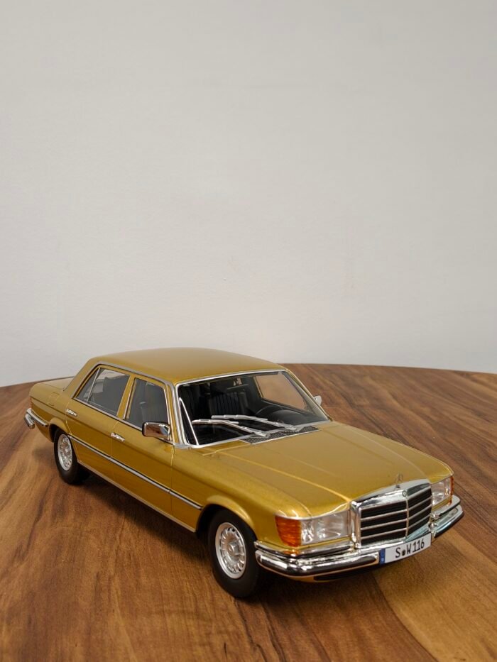 Mercedes Benz S-Class W116 Golden Yellow 1:18 - Image 2