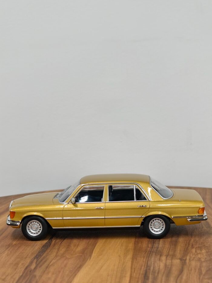 Mercedes Benz S-Class W116 Golden Yellow 1:18 - Image 5