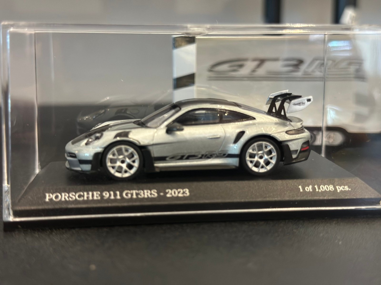 Porsche 911 GT3RS-2023 Silver 1:64 - Image 6
