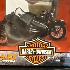 1948 FL HarleyDavidson MotorCycles 1:18 Black