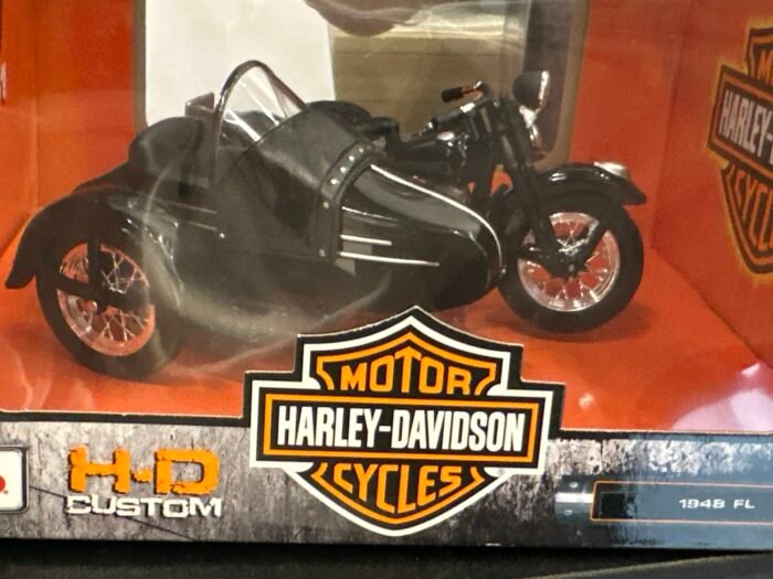 1948 FL HarleyDavidson MotorCycles 1:18 Black