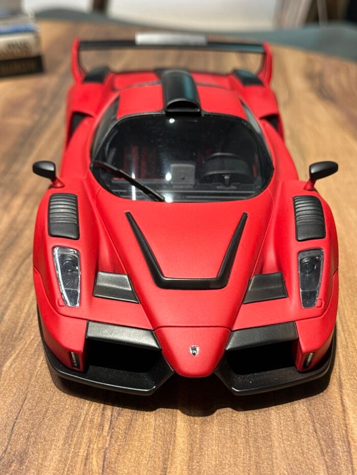 Ferrari Enzo Gemballa Mig-U1 Rosso Corsa Red 1:18 - Image 2