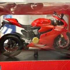 Ducati 1199 Panigale 1:12 Red & Black